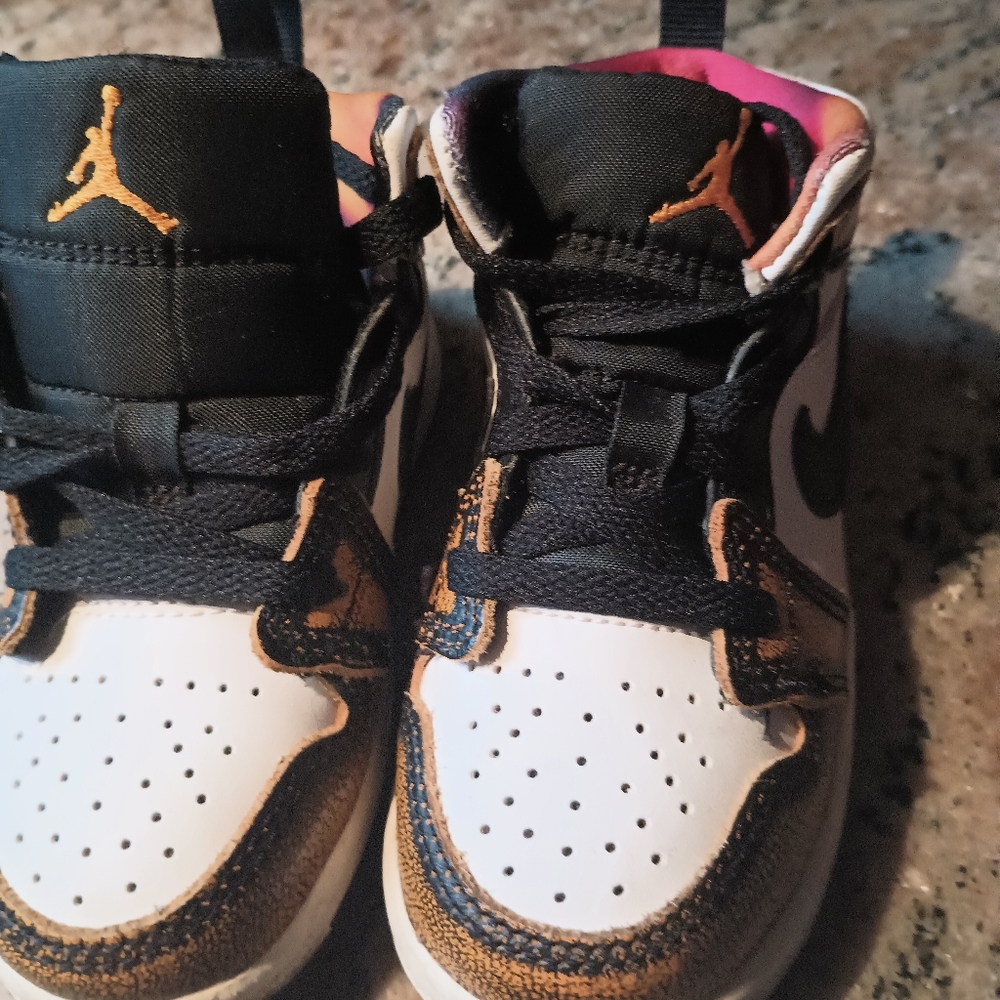 Jordan toddler air 1 - Picture 7 of 7